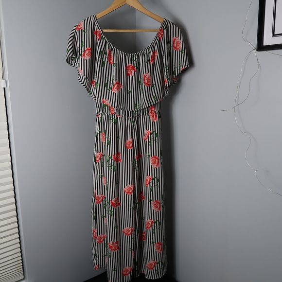 Off the Shoulder Floral Striped Wide Leg Jumpsuit - Picture 2 of 8